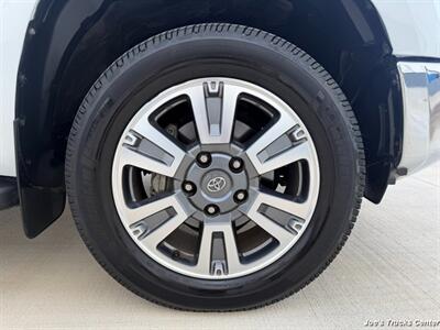 2021 Toyota Tundra 1794 Edition 4x4 - Photo 46 - Houston, TX 77041