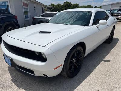 2018 Dodge Challenger SXT Plus   - Photo 2 - Lewisville, TX 75057