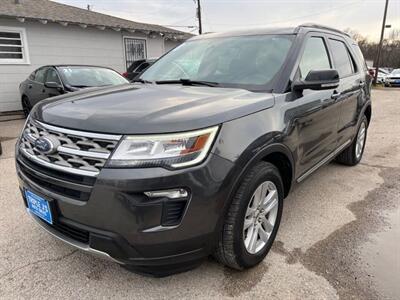 2018 Ford Explorer XLT   - Photo 2 - Lewisville, TX 75057