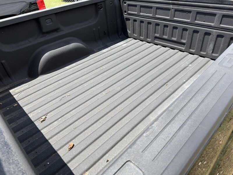 2018 GMC Sierra 1500 SLT   - Photo 6 - Lewisville, TX 75057