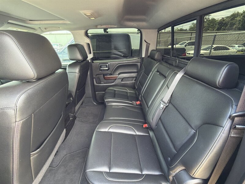 2018 GMC Sierra 1500 SLT   - Photo 7 - Lewisville, TX 75057