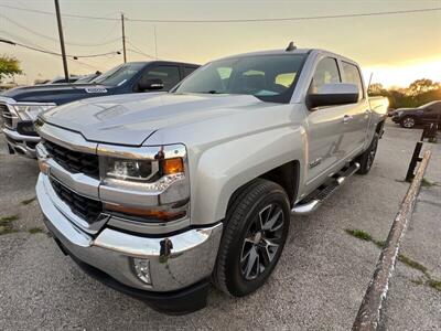 2018 Chevrolet Silverado 1500 LT   - Photo 2 - Lewisville, TX 75057