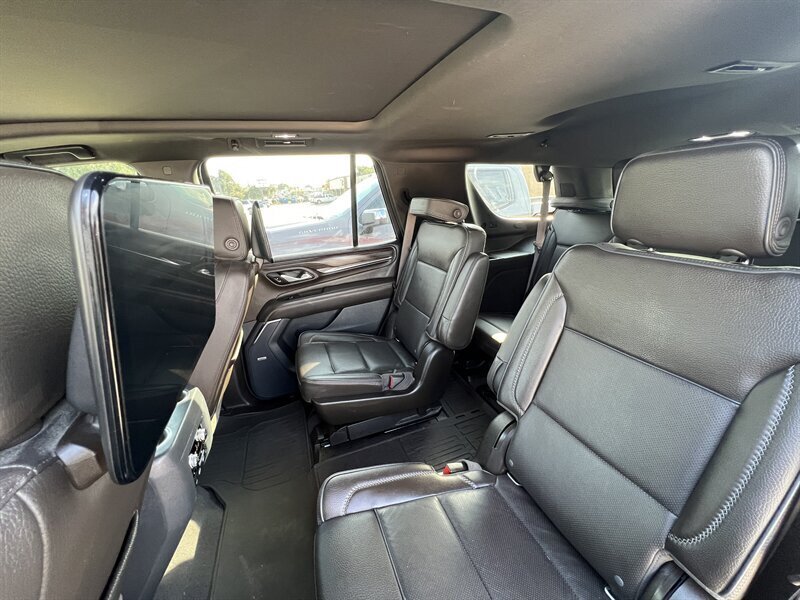 2021 GMC Yukon Denali   - Photo 13 - Lewisville, TX 75057