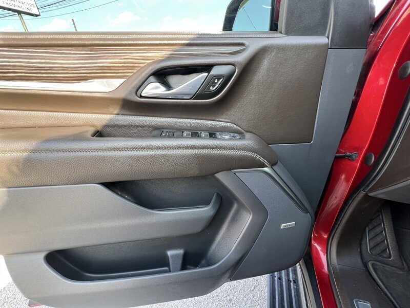 2021 GMC Yukon Denali   - Photo 28 - Lewisville, TX 75057