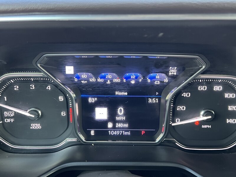 2021 GMC Yukon Denali   - Photo 31 - Lewisville, TX 75057