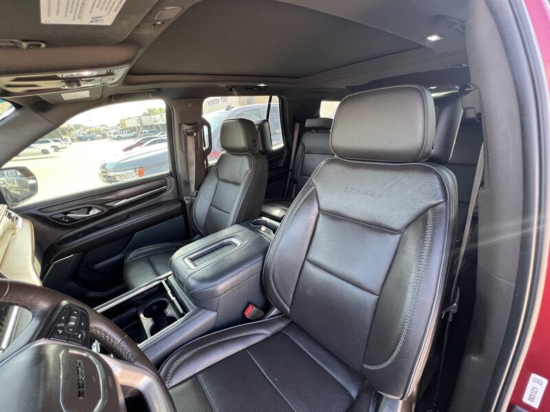 2021 GMC Yukon Denali   - Photo 26 - Lewisville, TX 75057