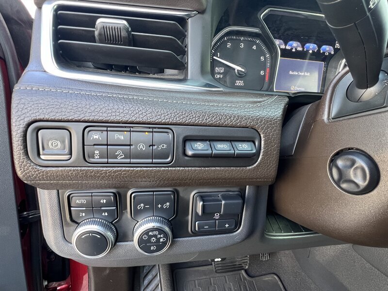 2021 GMC Yukon Denali   - Photo 29 - Lewisville, TX 75057