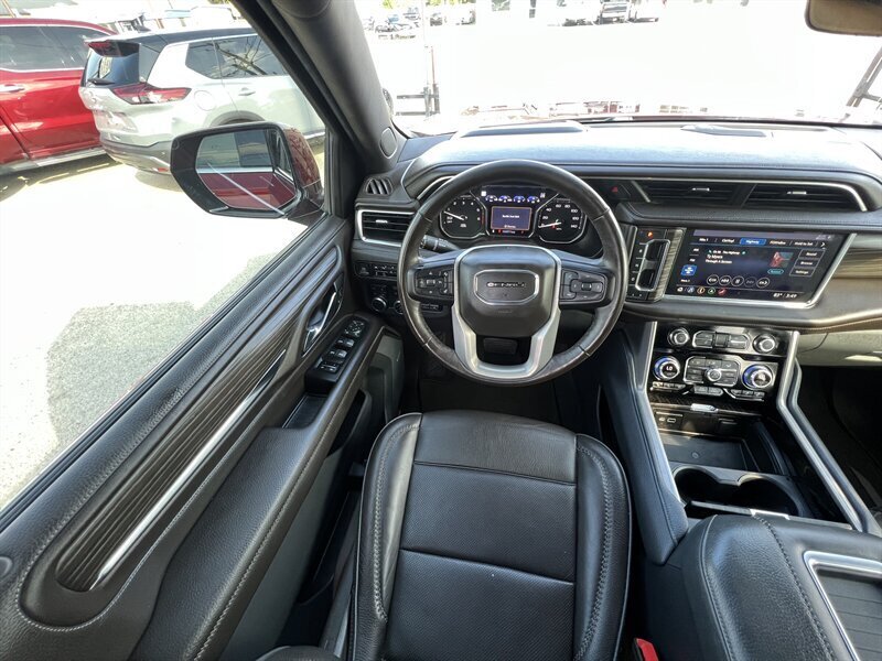 2021 GMC Yukon Denali   - Photo 19 - Lewisville, TX 75057