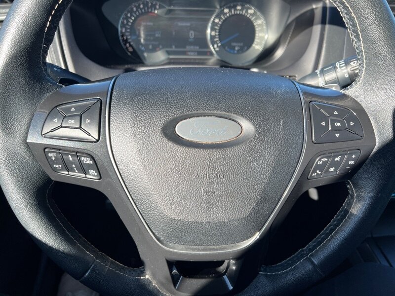 2018 Ford Explorer Platinum   - Photo 19 - Lewisville, TX 75057