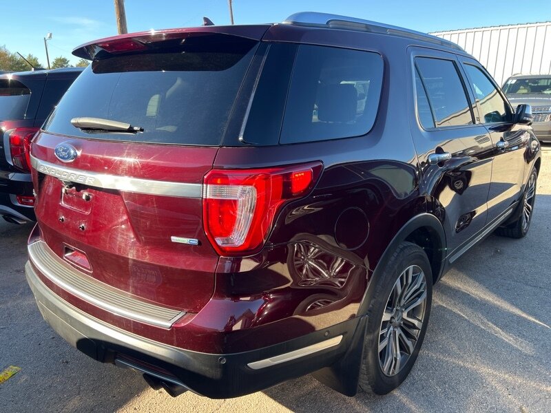 2018 Ford Explorer Platinum   - Photo 4 - Lewisville, TX 75057