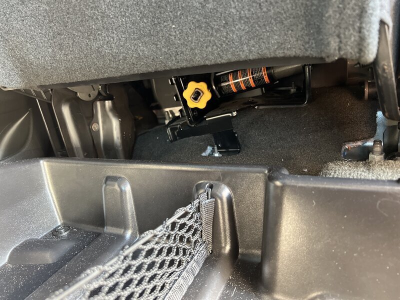 2017 Chevrolet Silverado 1500 LT   - Photo 10 - Lewisville, TX 75057