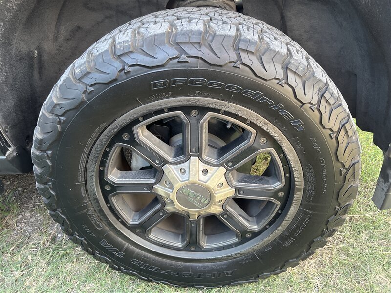 2017 Chevrolet Silverado 1500 LT   - Photo 36 - Lewisville, TX 75057
