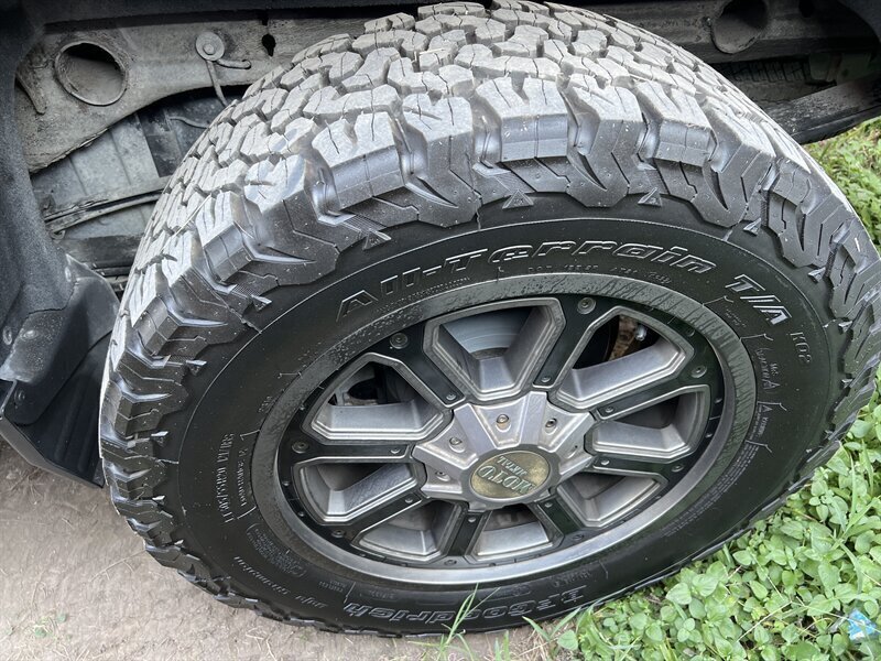 2017 Chevrolet Silverado 1500 LT   - Photo 35 - Lewisville, TX 75057