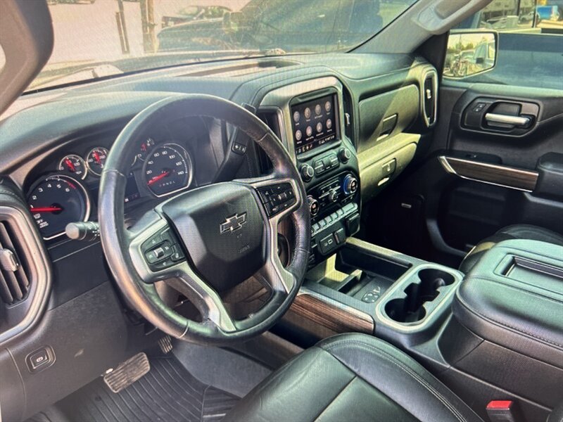 2020 Chevrolet Silverado 1500 LT Trail Boss   - Photo 16 - Lewisville, TX 75057