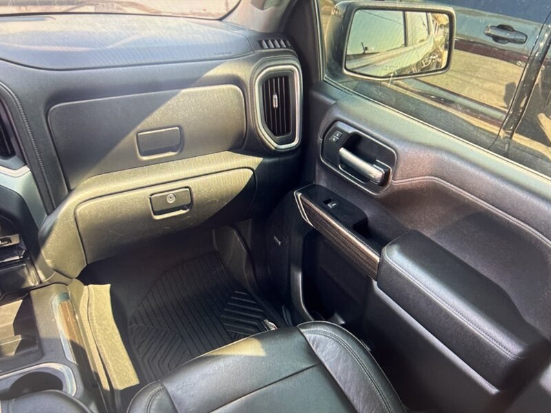 2020 Chevrolet Silverado 1500 LT Trail Boss   - Photo 9 - Lewisville, TX 75057