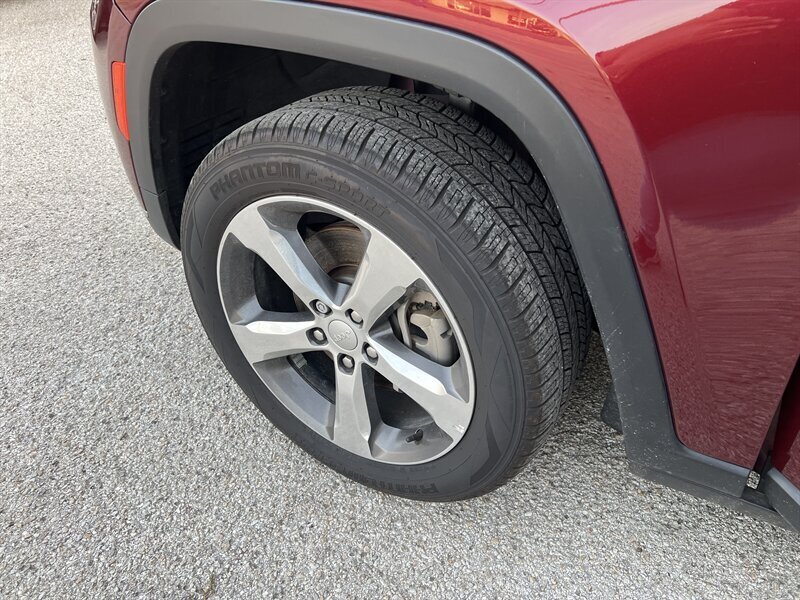 2021 Jeep Grand Cherokee L Limited   - Photo 29 - Lewisville, TX 75057