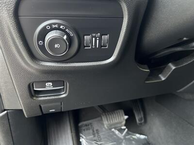 2021 Jeep Grand Cherokee L Limited   - Photo 20 - Lewisville, TX 75057