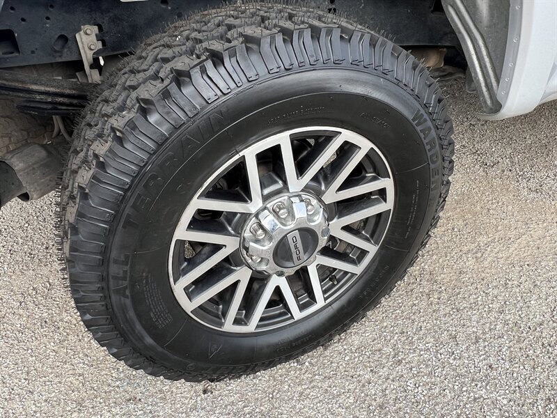 2019 Ford F-250 Super Duty Lariat - Photo 41 - Lewisville, TX 75057