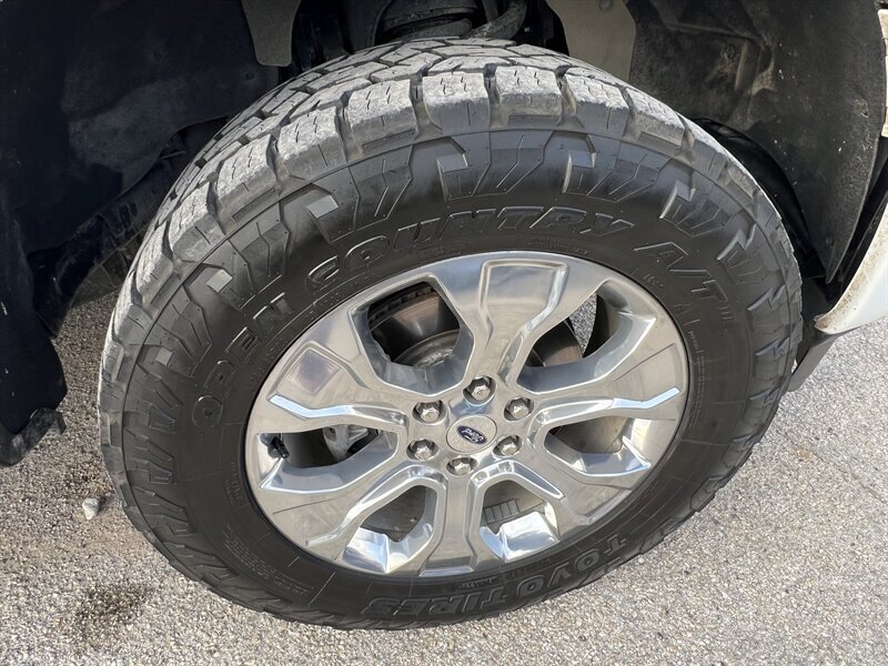 2021 Ford F-150 Platinum   - Photo 40 - Lewisville, TX 75057