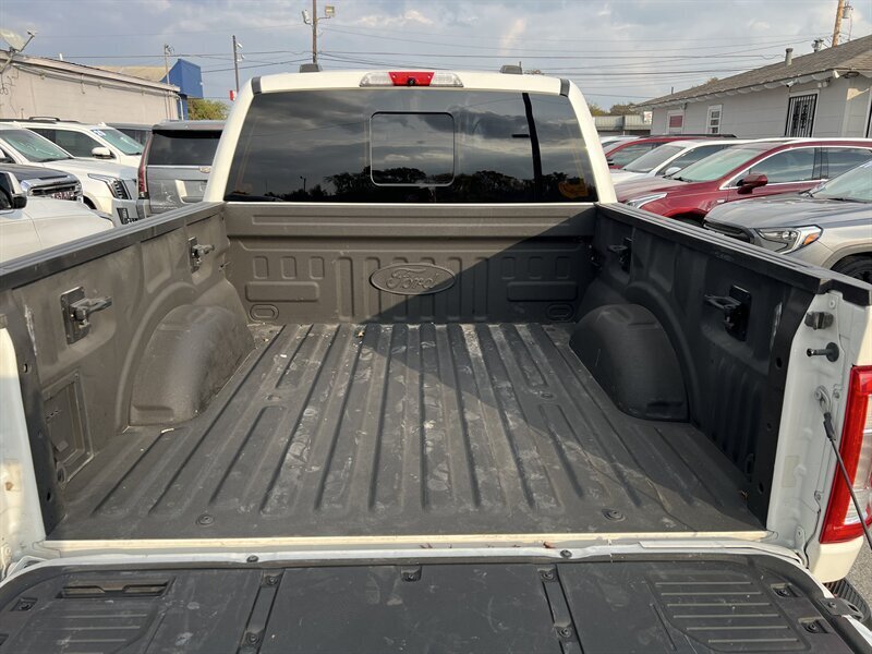 2021 Ford F-150 Platinum   - Photo 8 - Lewisville, TX 75057