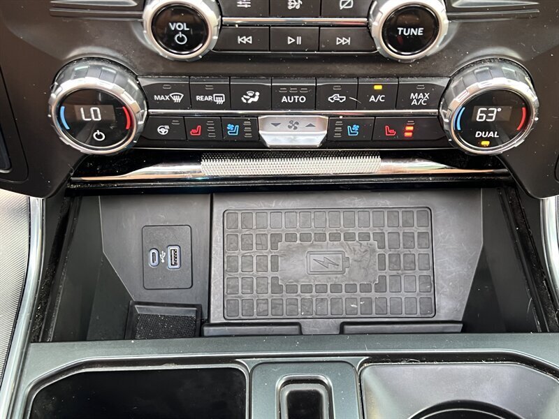 2021 Ford F-150 Platinum   - Photo 21 - Lewisville, TX 75057