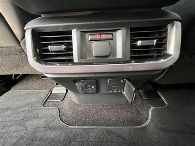2021 Ford F-150 Platinum   - Photo 13 - Lewisville, TX 75057
