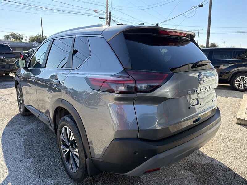 2023 Nissan Rogue SV   - Photo 3 - Lewisville, TX 75057