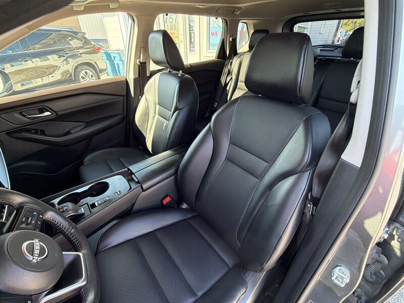 2023 Nissan Rogue SV   - Photo 14 - Lewisville, TX 75057