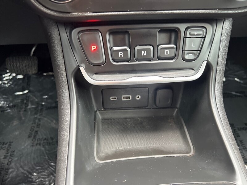 2020 GMC Terrain SLE   - Photo 16 - Lewisville, TX 75057