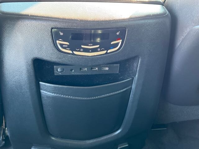 2018 Cadillac Escalade ESV Premium Luxury   - Photo 13 - Lewisville, TX 75057