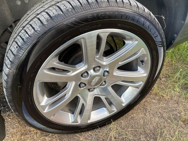 2018 Cadillac Escalade ESV Premium Luxury   - Photo 31 - Lewisville, TX 75057