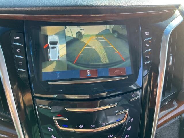 2018 Cadillac Escalade ESV Premium Luxury   - Photo 28 - Lewisville, TX 75057