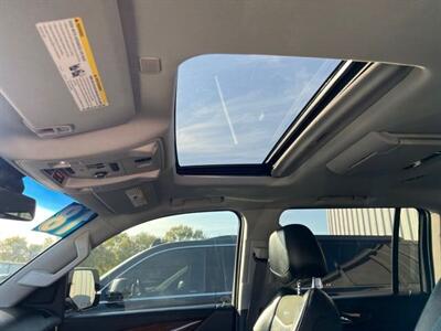 2018 Cadillac Escalade ESV Premium Luxury   - Photo 29 - Lewisville, TX 75057