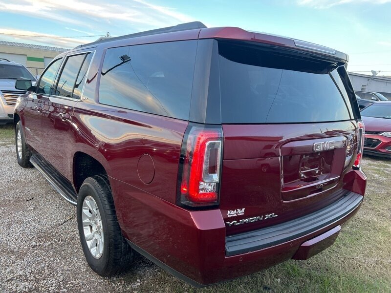 2019 GMC Yukon XL SLT   - Photo 3 - Lewisville, TX 75057