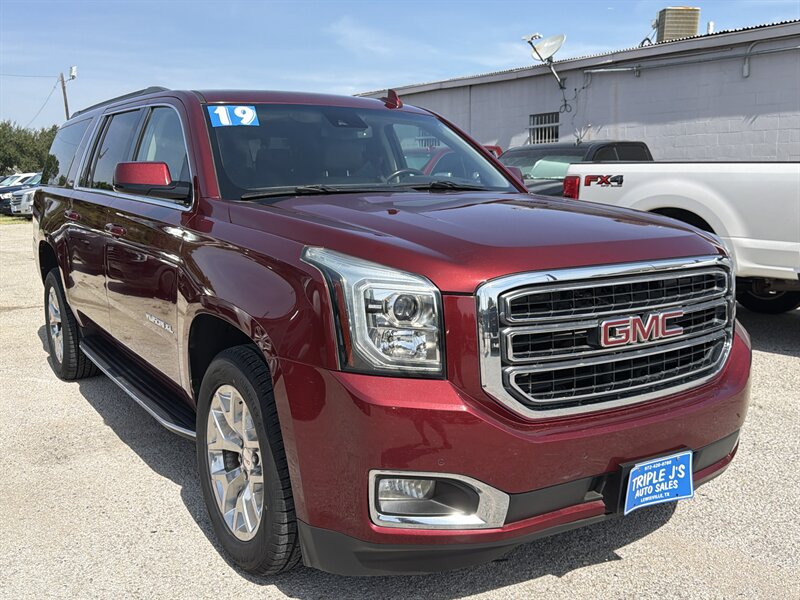 2019 GMC Yukon XL SLT   - Photo 33 - Lewisville, TX 75057