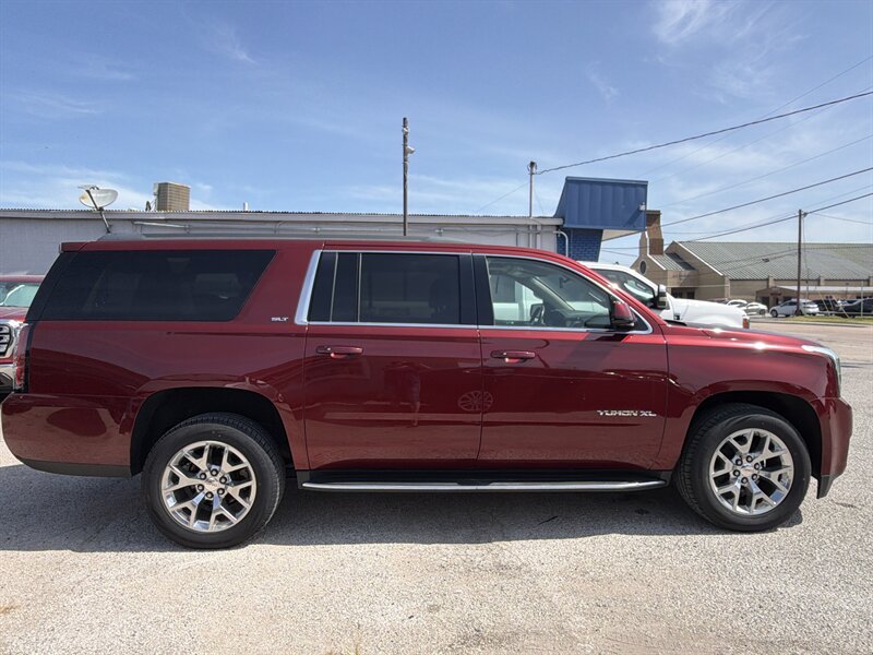 2019 GMC Yukon XL SLT   - Photo 37 - Lewisville, TX 75057