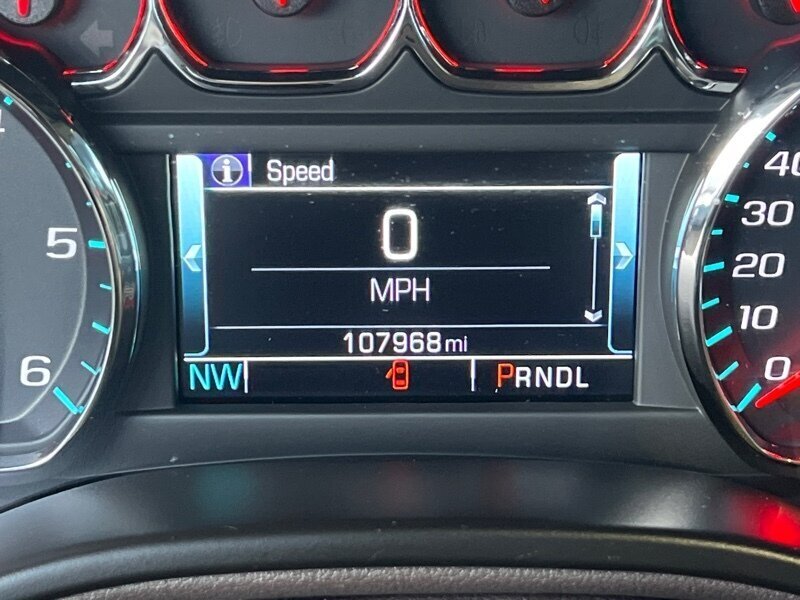 2019 GMC Yukon XL SLT   - Photo 24 - Lewisville, TX 75057