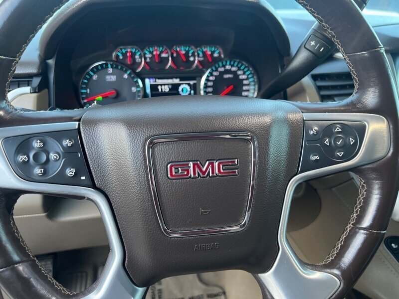 2019 GMC Yukon XL SLT   - Photo 22 - Lewisville, TX 75057