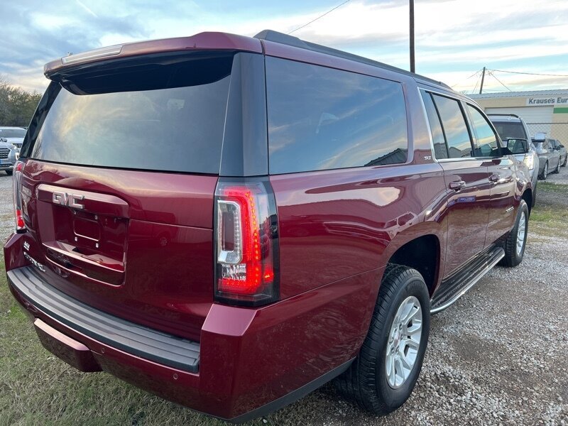2019 GMC Yukon XL SLT   - Photo 4 - Lewisville, TX 75057