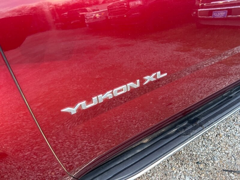 2019 GMC Yukon XL SLT   - Photo 32 - Lewisville, TX 75057