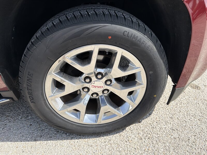 2019 GMC Yukon XL SLT   - Photo 38 - Lewisville, TX 75057