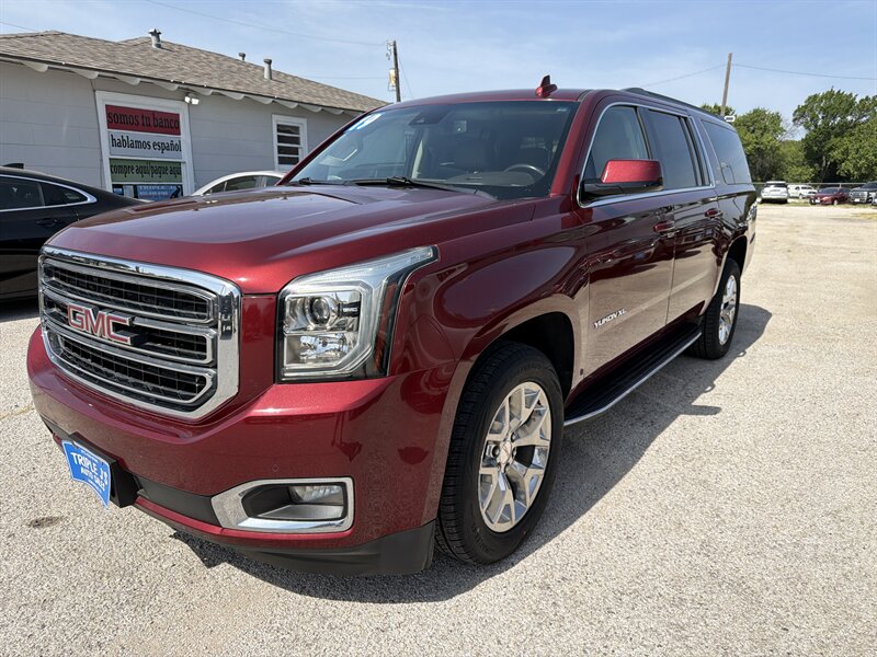 2019 GMC Yukon XL SLT   - Photo 34 - Lewisville, TX 75057