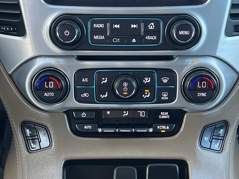 2019 GMC Yukon XL SLT   - Photo 16 - Lewisville, TX 75057