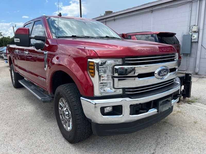 2019 Ford F-250 Lariat - Photo 1 - Lewisville, TX 75057