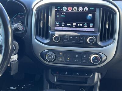 2018 Chevrolet Colorado LT   - Photo 17 - Lewisville, TX 75057
