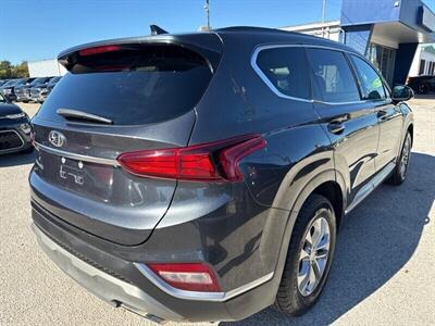 2020 Hyundai Santa Fe SEL   - Photo 4 - Lewisville, TX 75057
