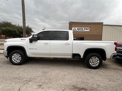 2023 Chevrolet Silverado 2500HD LT   - Photo 6 - Lewisville, TX 75057