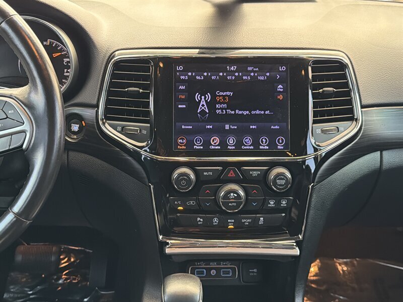 2019 Jeep Grand Cherokee Altitude   - Photo 11 - Lewisville, TX 75057