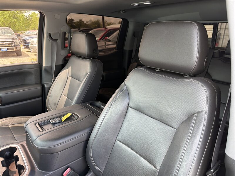 2019 GMC Sierra 1500 SLT   - Photo 16 - Lewisville, TX 75057
