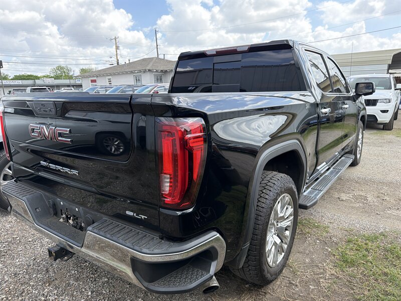 2019 GMC Sierra 1500 SLT   - Photo 4 - Lewisville, TX 75057